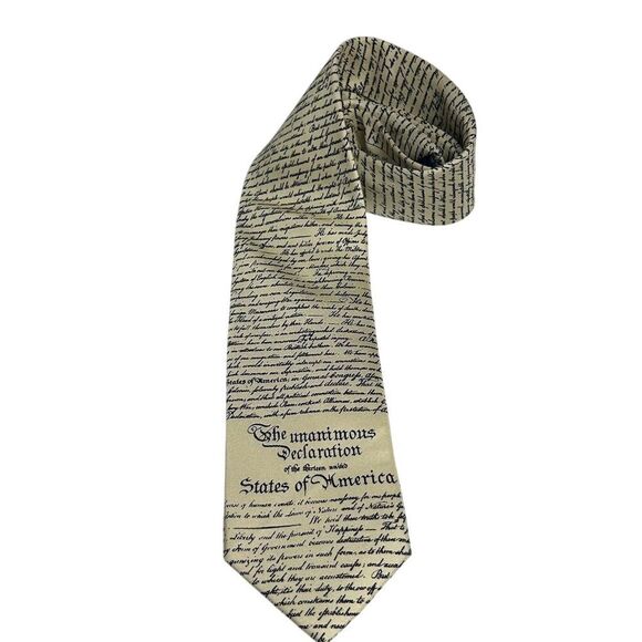 Alynn Men's Ivory Silk Declaration of Independence Necktie - Picture 6 of 7